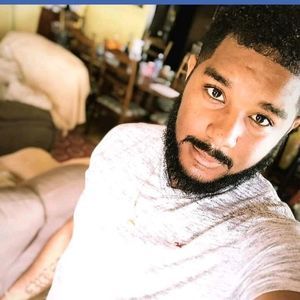 Meet your Posher, Monique